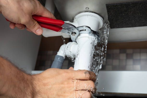 Best Carpet water damage restoration  in Toppenish, WA